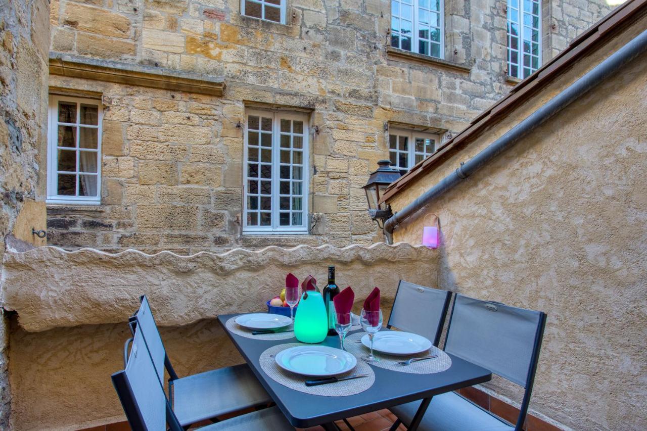 Chez Alice Appartement En Plein Centre Ville Sarlat-la-Caneda Luaran gambar